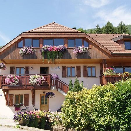 B&B Le Sourire Du Lac Sévrier エクステリア 写真